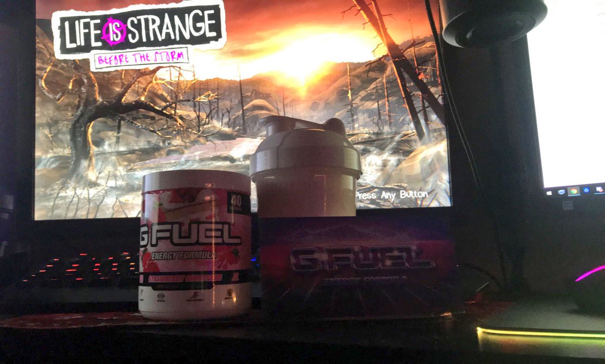 xPoeticx's tweet image. I JUST OPENED THE BEST GIFT! Some Strawberry Shortcake @GFuelEnergy I’m so excited to try it!!! Thank you babe for the amazing gift!

@SetToDestroyX use code “StDx” at check out! 

#Ad