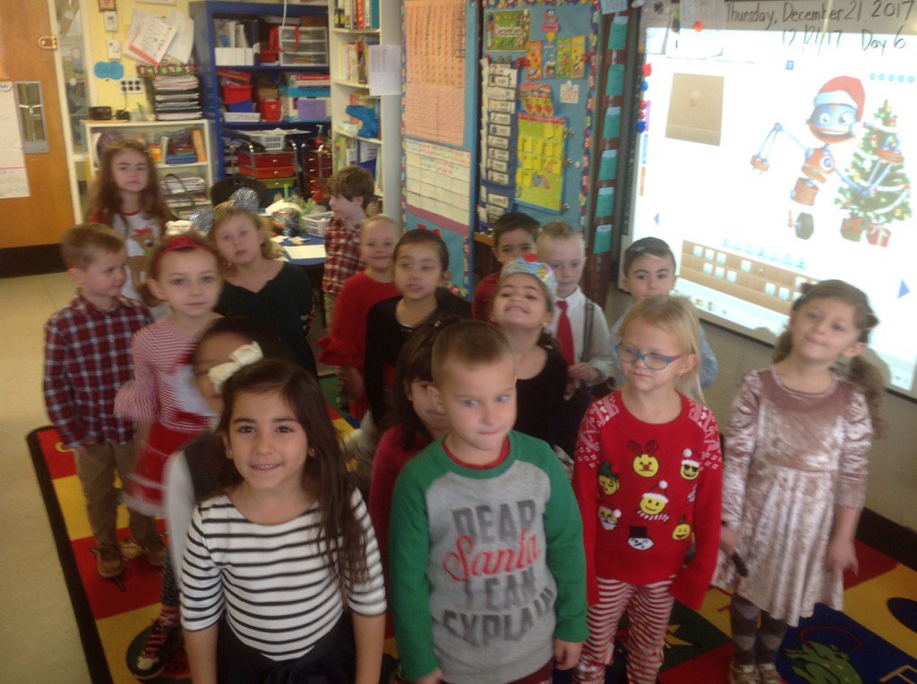 We are all ready for the Sing-A-Long!
Thank you Mrs. Crawley!
#meadowdrive #mineolaproud