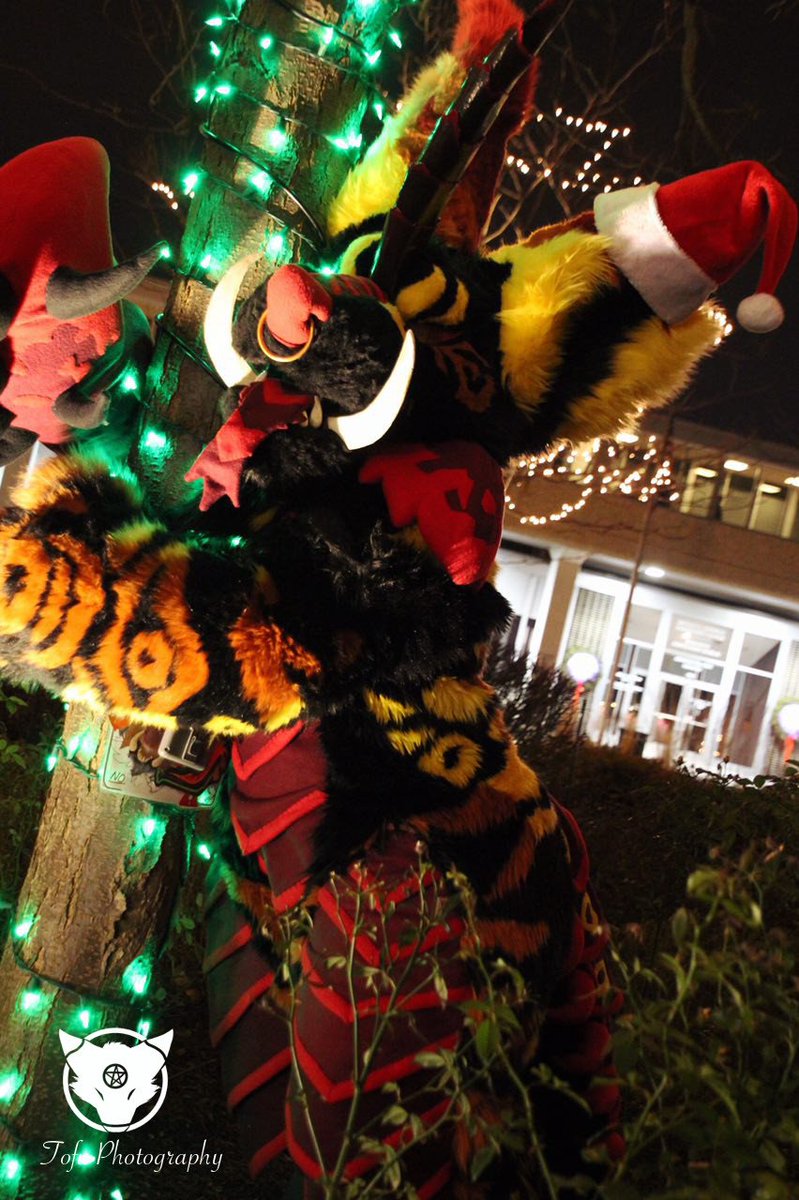Sempai_Tofu's tweet photo. Hope you love them @Fursewna_Studio 

#furryfandom #MFF2017  #midwestfurfest #mwfff17 #mff17 #mwff2017 #midwestfurfest2017 #furfest2017 https://t.co/Aml1ugPLjV