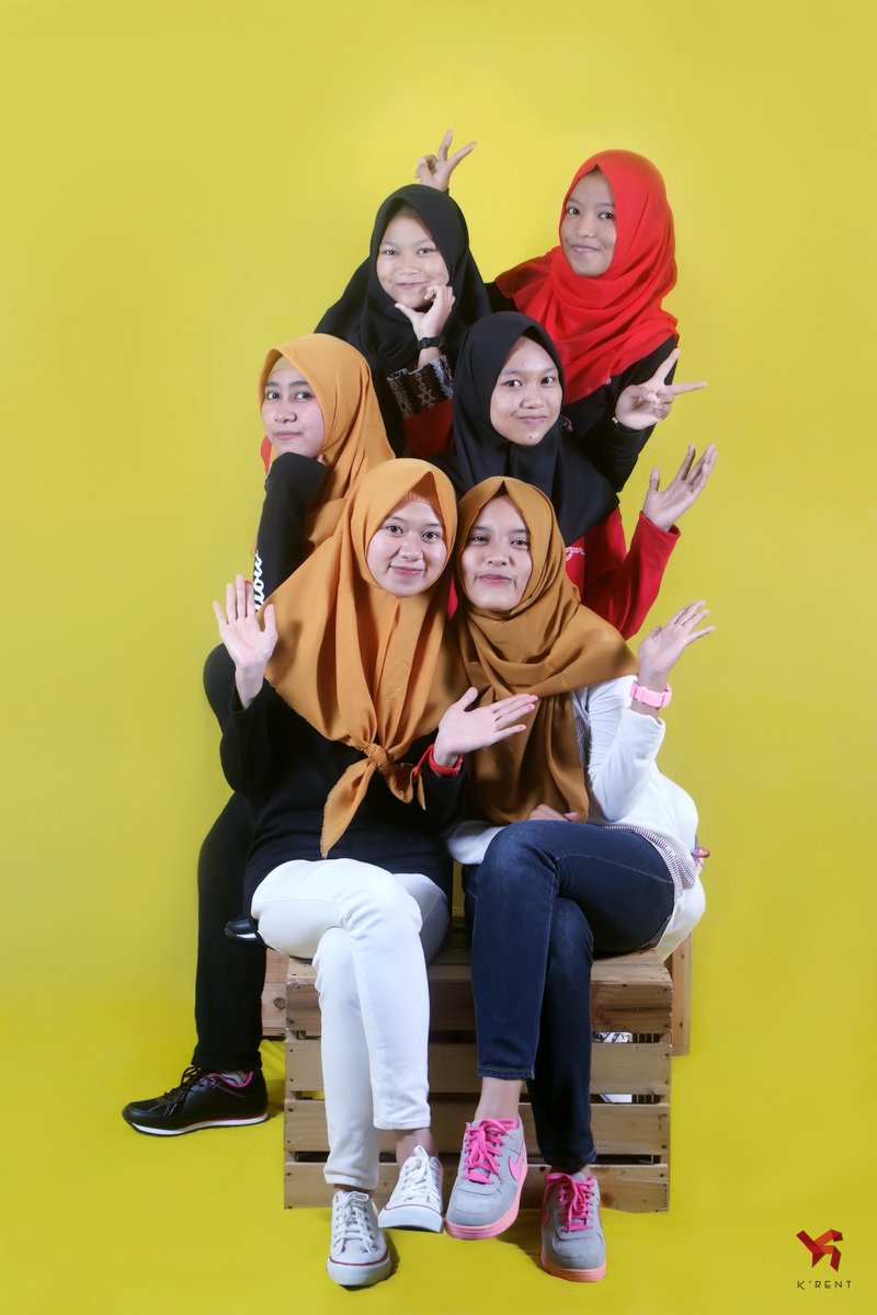 KrentStudio's tweet photo. Libur tlah tiba.
Sudah ada rencana mau Liburan kemana niih??
Buat teman-teman yang masih bingung mau liburan kemana, yuuk abadikan moment Liburan kalian bareng teman, keluarga, dan orang tersayang di Krent Studio 😊

More info/For Booking:
Pin BBM: D749CB1A
SMS/WA 085842261118 https://t.co/utajxcnu8H