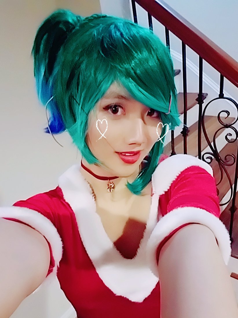 DSG BoxBox على X: makeup test was a success! christmas cosplay stream  coming Dec. 24  / X