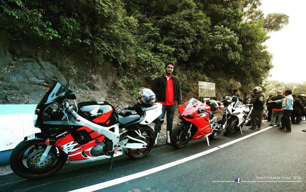 RevLimiterZ's tweet photo. You Don’t Always Need A Plan, Just Go.
RIDE SAFE GUYS
#RevLimiterZ #Mangalore #LifeStartsAtTheRedLine
#Powerdrift #PDArmy
#Sportsbikelife #CoastalSuperBikers
#RevLimiterZMangalore #BikeLife #Powerdrift #PDArmy #SuperBikesinIndia #Sbk #SuperBikes #s… https://t.co/A0FPKQoW7v https://t.co/wkzEdccqPQ
