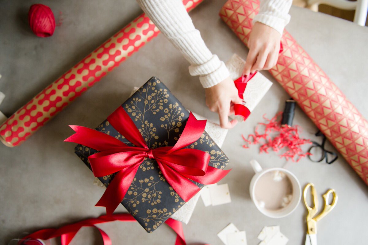 BarbourSpangle's tweet photo. The elf in us is coming out ... Who else has lots of wrapping to do?! 🎁 🙋🏼‍♀️ #wrappingparty #tistheseason #christmasisintheair https://t.co/4Sa2Iwl6W6