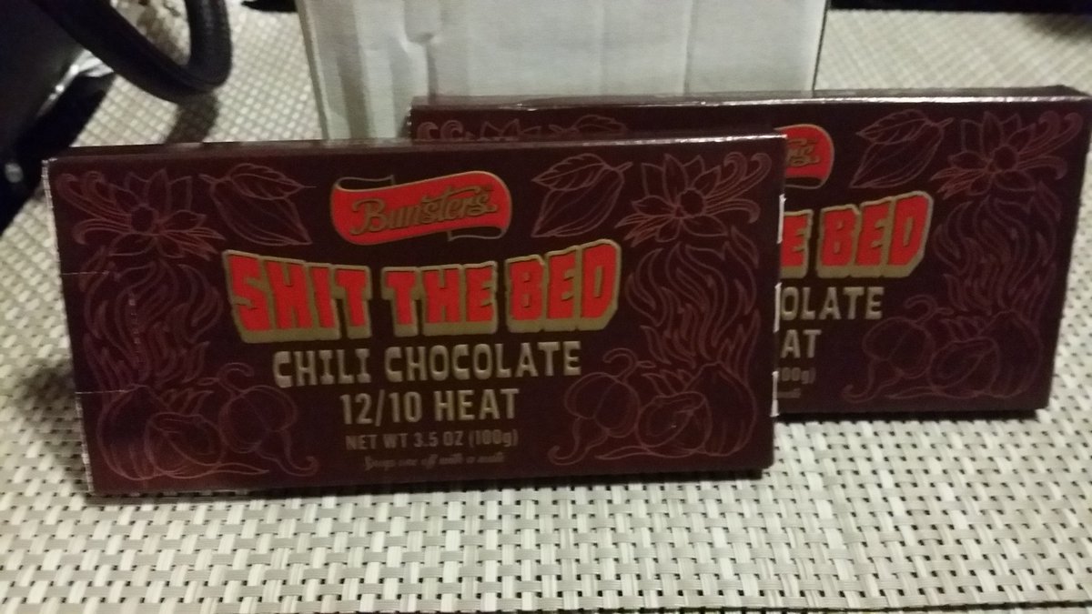 chilligrowing's tweet photo. @BunstersWW I got hold of this super fast over in the UK thanks to @theboytangent at @AussieHotSauces
Im super impressed. Hopefully coming to smash the #OneBlockChallenge once I find time to film it 👍
Wonder if there is a golden ticket inside??
#ShitTheBed #12/10
❤❤❤❤ https://t.co/hkdtQHcDLY