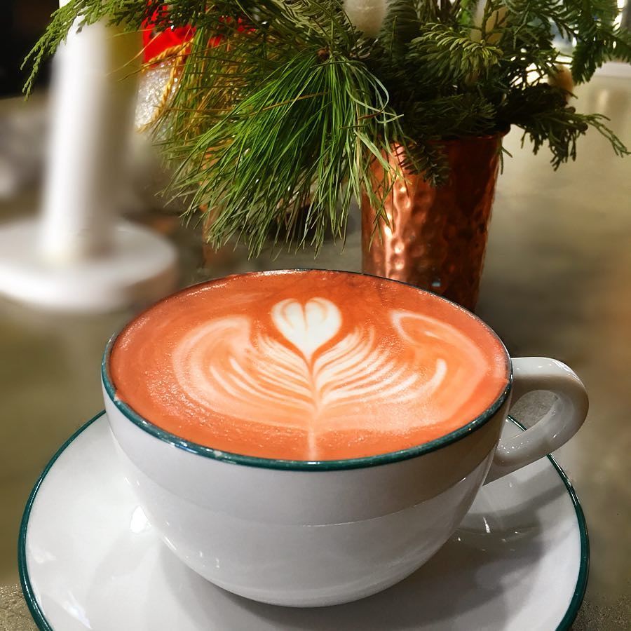 foodeism_'s tweet photo. Christmas made even more Christmassy with the Candy cane latte from Hidden House Coffee🎄🎄☕️.. #latteart #lattelove #latte #coffee #coffeetime #espresso #thirdwavecoffee #specialtycoffee #christmas2017 #coffeeshop #coffeeshopvibes #coffeelover #candyc… https://t.co/wUr3BEmz0X https://t.co/9AtndCfFOf