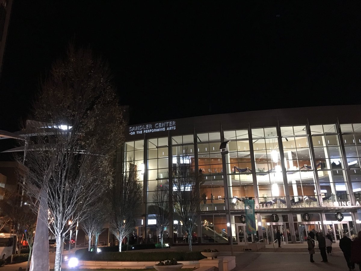 travelingvet42's tweet photo. Enjoying a wonderful Winter Solstice @SandlerCenter w/The Vienna Boys Choir @VaArtsFest 🎼🎻🎵
#WinterSolstice #Kaiserwalzer #VirginiaArtsFest https://t.co/HnLC5pfHf5