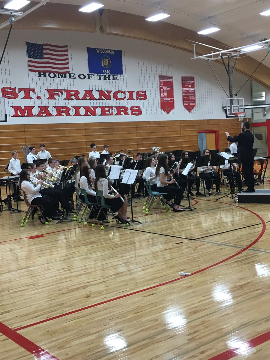 SFHS_Principal's tweet photo. SFHS winter concert 2018! The concert was full of beautiful. Well done students. https://t.co/jdIoopfVdZ