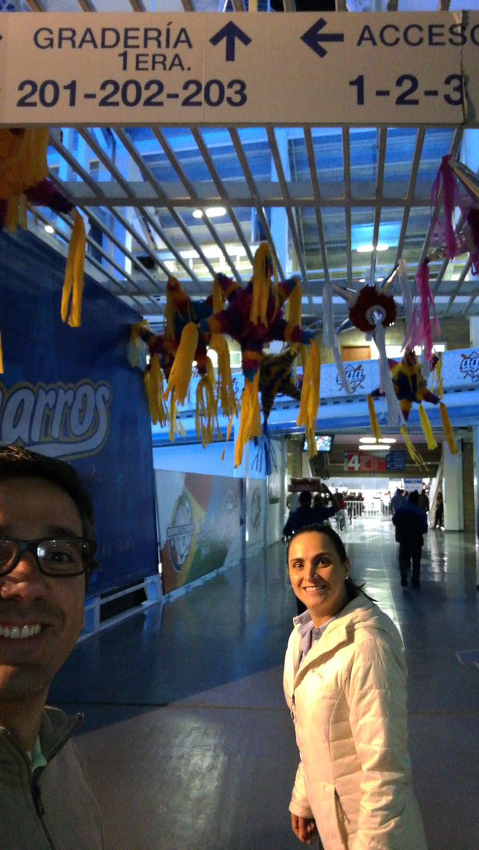 Compartiendo con nuestros amigos de Unified Networks #TodosSomosCharros