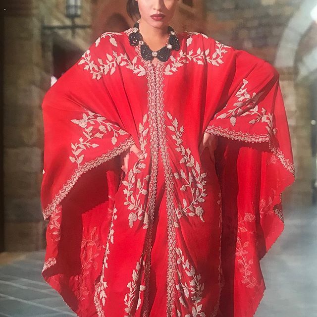 TheRackUAE's tweet photo. The true beauty of drapes by @Anamika khanna.in Thank you friday magazine for the coverage, styled by Amrita Davecha 
Shop the look in store at @TheRackUAE  
#designerwear #anamikakhanna #designerboutique #fashionstore #fashionistas #shoppigdestination #therackbykachins https://t.co/8a4kZKMdwn