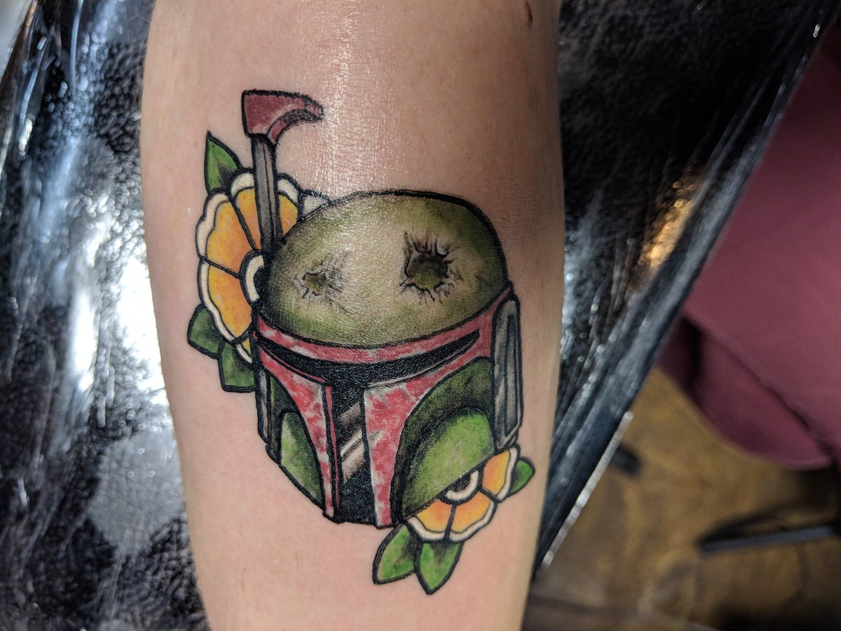 exteenaw's tweet photo. I did a thing 😍😍
Thanks to my awesome artist Austin Ruel 🙌🙌
#
#StarWars #BobaFett #mandomerc https://t.co/qAj7S6LHXm