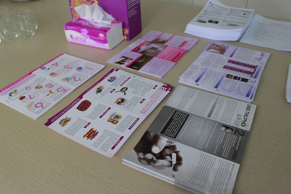 makna_vietnam's tweet image. [Hoạt động[Activity]

One in a series of #CancerAwareness education activities conducted by #CancerSurvivors with support from @makna_vietnam, @makna_malaysia - Shot at #MitaLab Company - Oct 2017 episode. Million thanks to these resilient fighters!