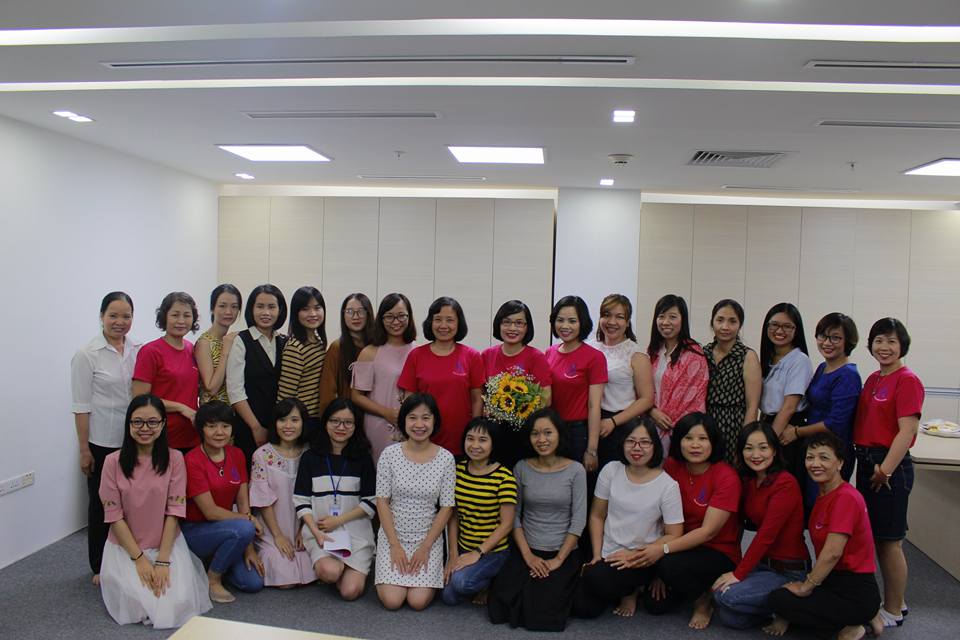 makna_vietnam's tweet image. [Hoạt động[Activity]

One in a series of #CancerAwareness education activities conducted by #CancerSurvivors with support from @makna_vietnam, @makna_malaysia - Shot at #MitaLab Company - Oct 2017 episode. Million thanks to these resilient fighters!