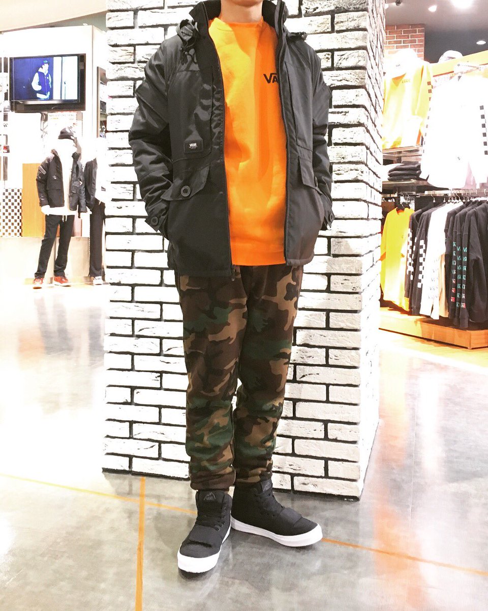 vans camo orange crew fleece