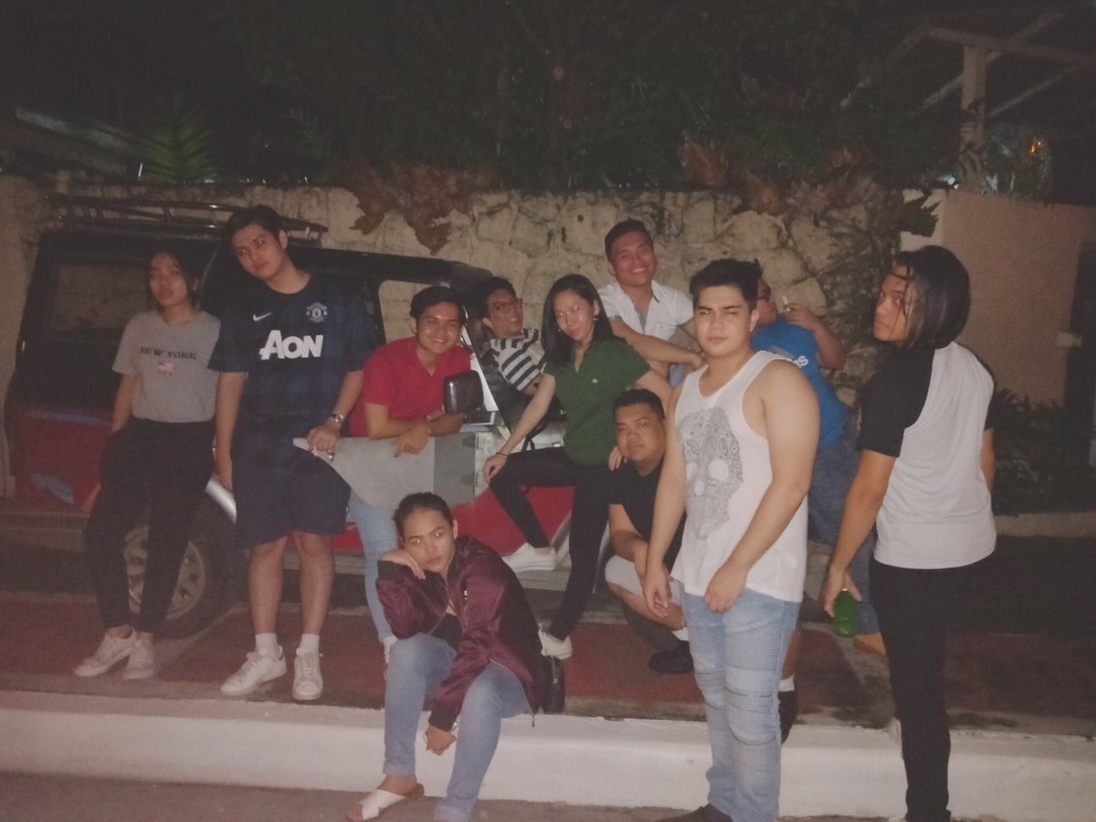 zakkcostales's tweet photo. Fam ily #Grove4Lyf ❤️ https://t.co/rToFGCtBTo