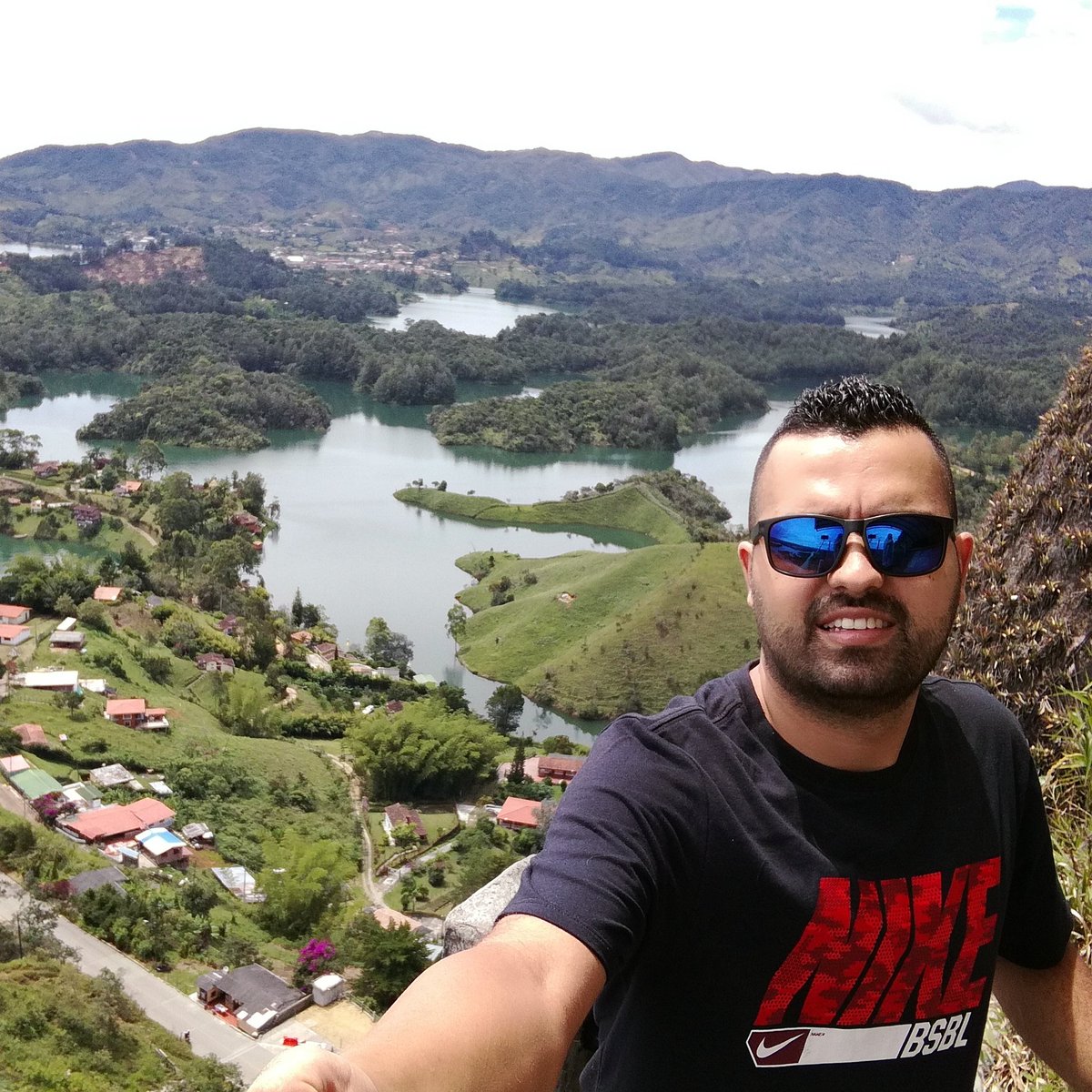 alzulo's tweet photo. #NuevaFotoDePerfil https://t.co/Ko0wBOK8Vi