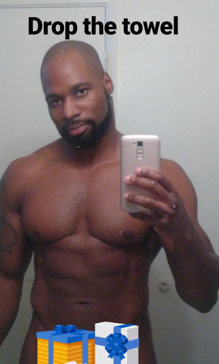 markush698's tweet photo. #model #athlete #health #lifestyle #omen #chicagogentlemen #chippendales #magicmen #playgirl #centerfold #fit #shred #gym  #phoenix #arizona #show #athletic #california #trending #blackmen #beardgang #tour #sports #fitness #fit #bodybuilders https://t.co/q6c2psOtKK