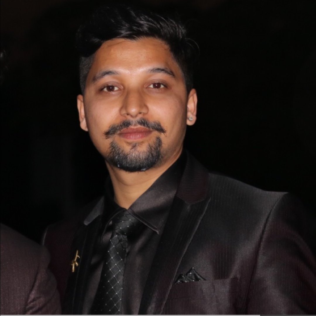 RevantaT's tweet image. #NewProfilePic