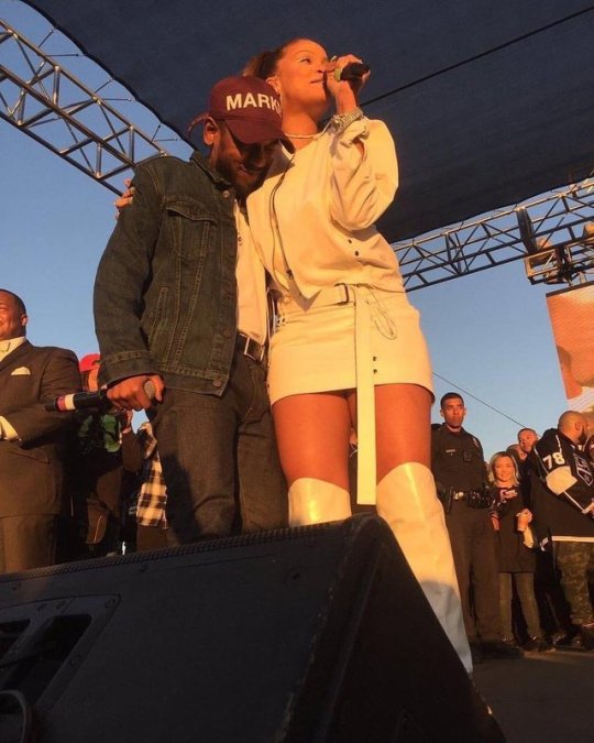 hiiipowers's tweet photo. King Kendrick and Queen Rihanna performing first time together #Loyalty #TDEXMAS2017 https://t.co/k8ZFVlCZbB