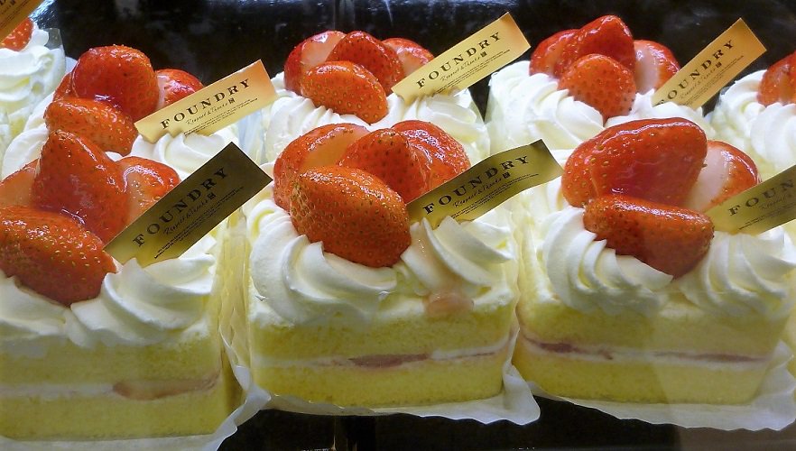 そごう横浜店 Auf Twitter 12 22 今日は何の日 毎月22日は ショートケーキ の日 カレンダーで22日の真上には15日があり ショートケーキの上には苺が乗っていることから ファウンドリー 初摘みかおりの苺と阿寒湖酪農家のショートケーキ 723円https T そごう横浜店 Auf Twitter 12 22 今日は何の日 毎月22日は ショートケーキ の日 カレンダーで22日の真上には15日があり ショートケーキの上には苺が乗っていることから ファウンドリー 初摘みかおりの苺と阿寒湖酪農家のショートケーキ 723円https T