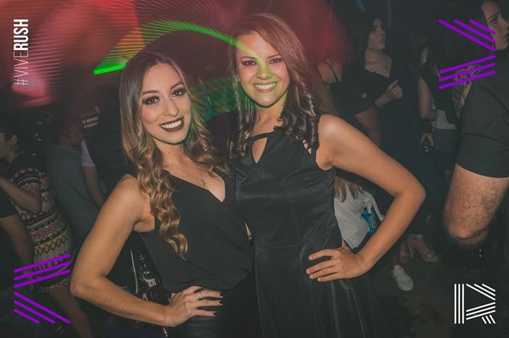 rbar____'s tweet photo. Las mejores fotos de nuestro fin de semana de aniversario ya están en la fan page.
#VR17 #ViveRush https://t.co/gyBSvRZi20