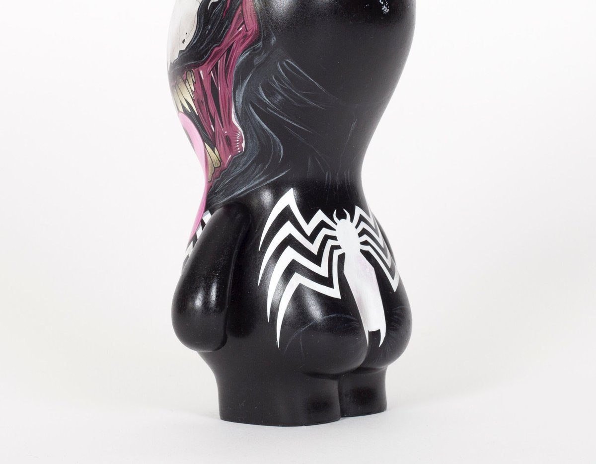 YmaSdesign's tweet photo. VENOM 🕷 Available on https://t.co/hnIV2LUPIW 101 Eeerz Project
#venom #spiderman #spidermanhomecoming #marvel #disney #spider #symbiote #evil #vilain #mechant #eeerz #lapin #cretin #lapincretin #toy #art #arttoy #fanart #custom #toycustom #posca #molotow #pencilart https://t.co/gCNzqNckyS
