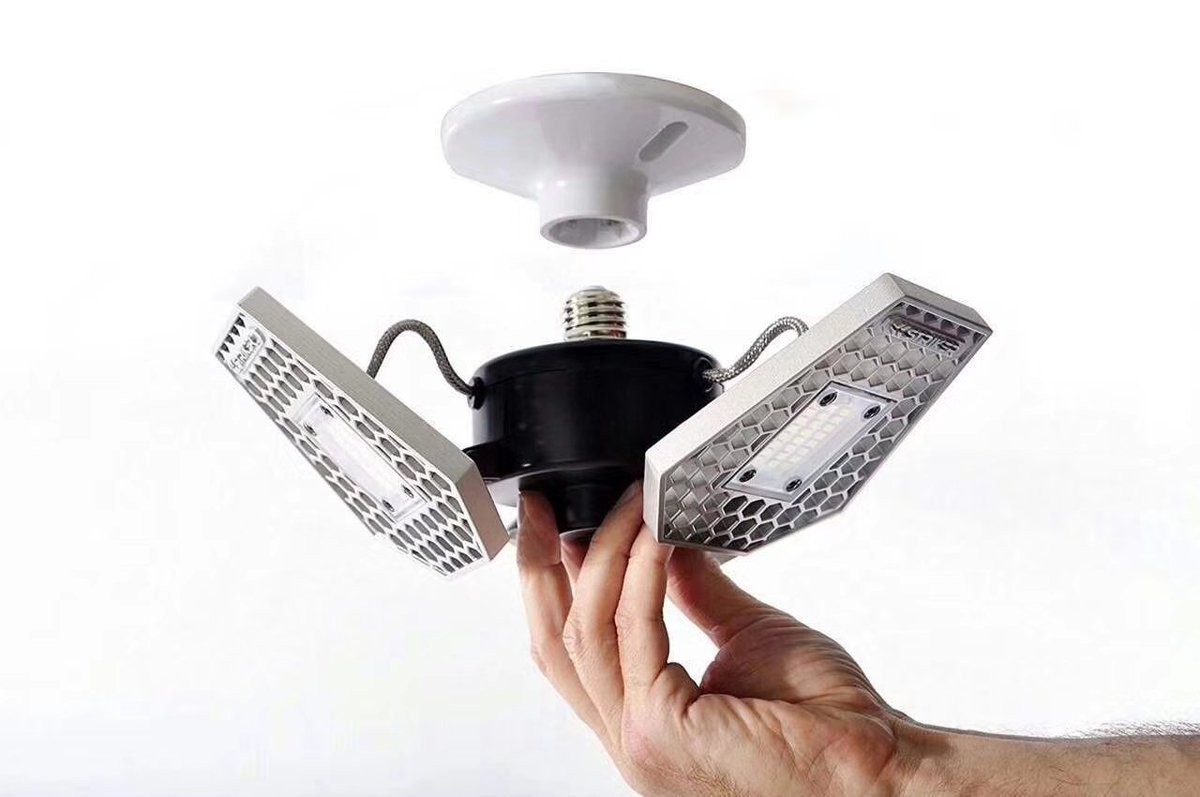 solarlux's tweet photo. New warehouse lights. Replace bigger led bulbs https://t.co/KTYfGumFjb