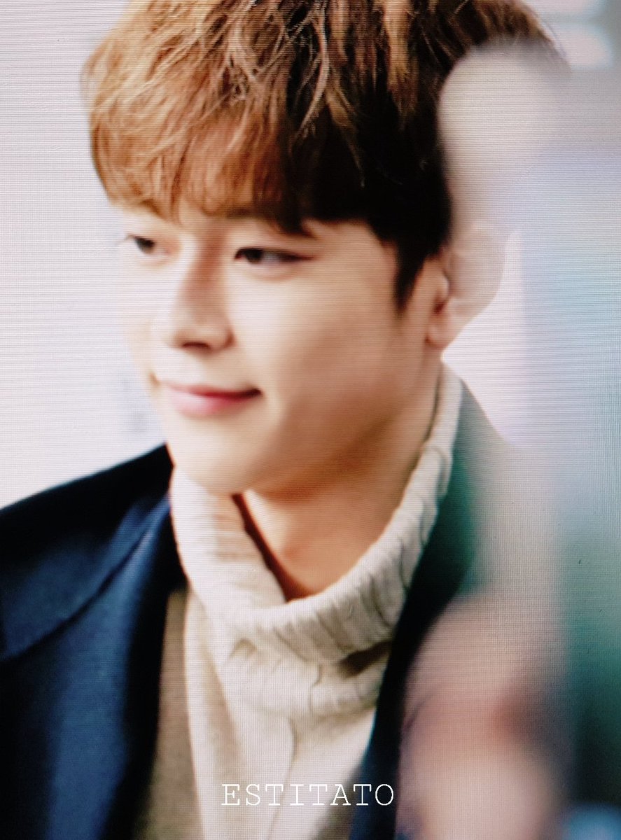 estitato0102's tweet photo. 171222 #선호 #seonho #유선호 #yooseonho  YOU ARE SO CUTE😂 @CUBE_YOOSEONHO https://t.co/wiZVLXkqej