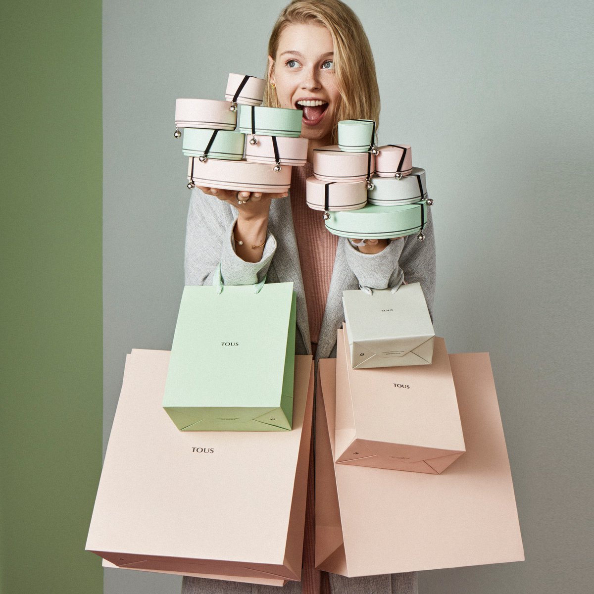 tousjewelry's tweet photo. All I want for Christmas is... TOUS #TOUSgift https://t.co/nGd8lZlxR4