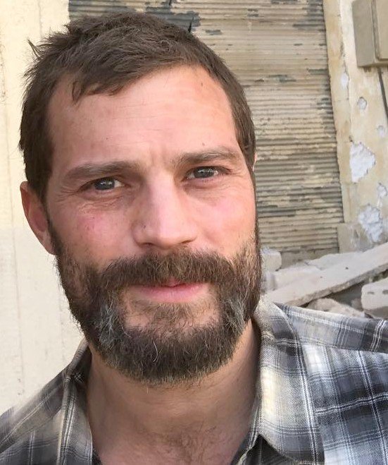RoratoSilvia's tweet photo. #JamieDornan       #PaulConroy       #TotallyPerfect      #Magnificent      #APrivateWar https://t.co/OvS7cFGxT0