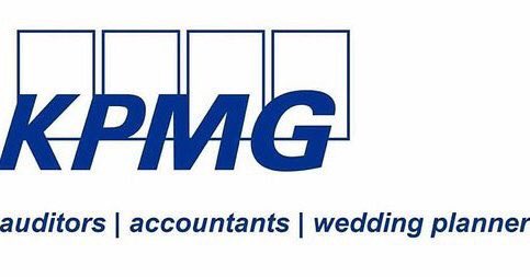 ThisIsTonya's tweet photo. Jul 17: #SecretBallot speculation rife, more dirt #GuptaLeaks  #StateCapture &amp; #KPMG are wedding planners. #BellPottinger a household name for the wrong reasons. Good news #WaydeVanNiekerk &amp; #CasterSemenya and then #PrisonStrippers, #AmoreVittone  death of #RayPhiri. #Stuff2017 https://t.co/i7O4TIDIOs