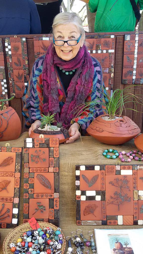 BryOrgMarket's tweet photo. We're a stress - free shopping zone., naturally💚 Open 23rd Dec 9am to 3pm @jewelledleaf  @48hoursinjoburg. https://t.co/ZcaG3DQprA