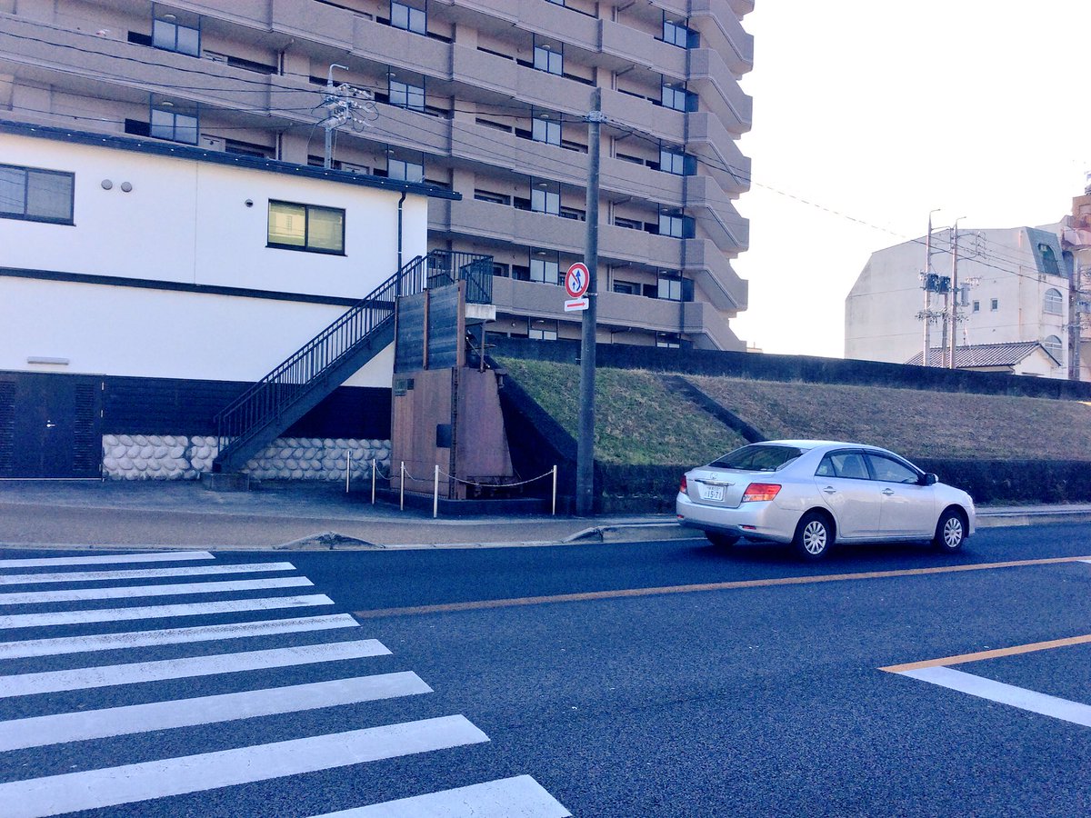 雑貨奥様 長良川を渡ると陸に 長良陸閘 ながらりっこう があります 洪水対策の門なんですね 壮観です 長良橋陸閘 岐阜市 T Co Klvnryaker Twitter 雑貨奥様 長良川を渡ると陸に 長良陸閘 ながらりっこう があります 洪水対策の門なんですね 壮観です 長良橋陸閘 岐阜市 T Co Klvnryaker Twitter