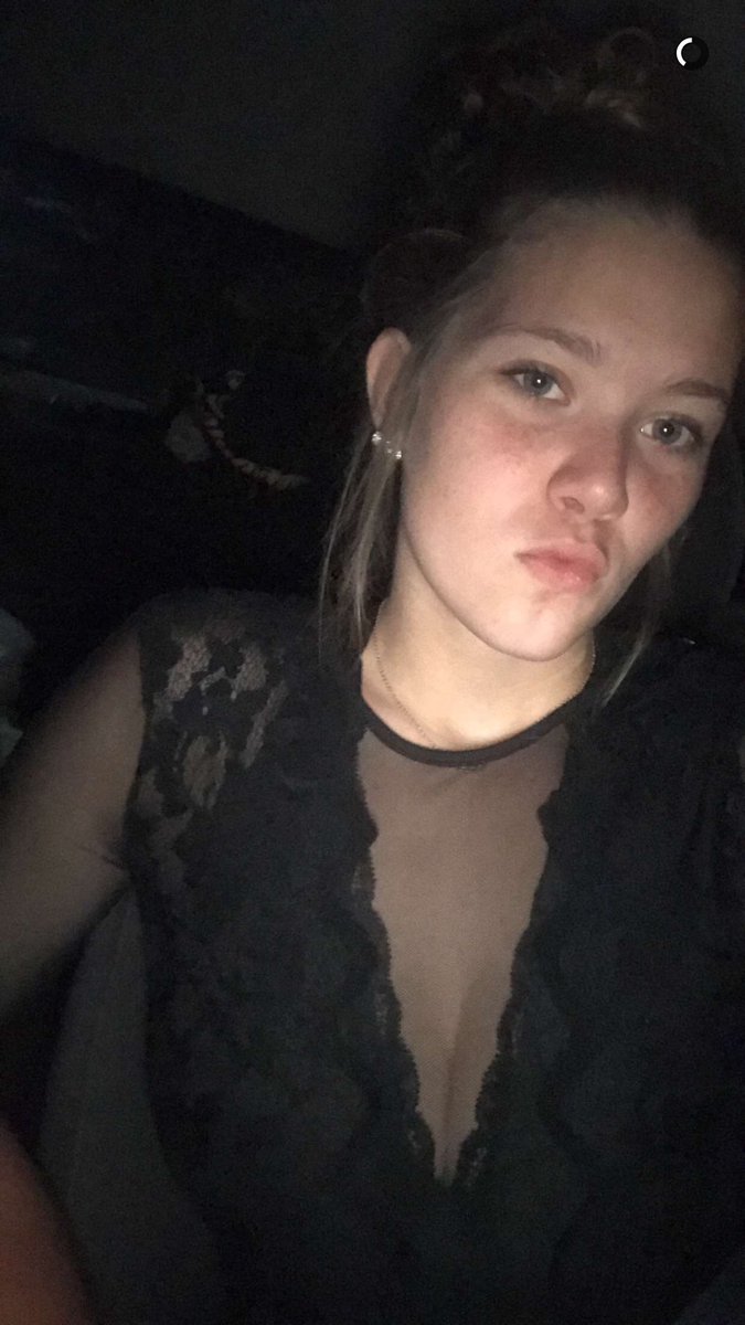 coleballer40's tweet photo. Last one, I promise. I love you! I hope you have a great day babe! ❤️ https://t.co/Vjz35wq8Hw
