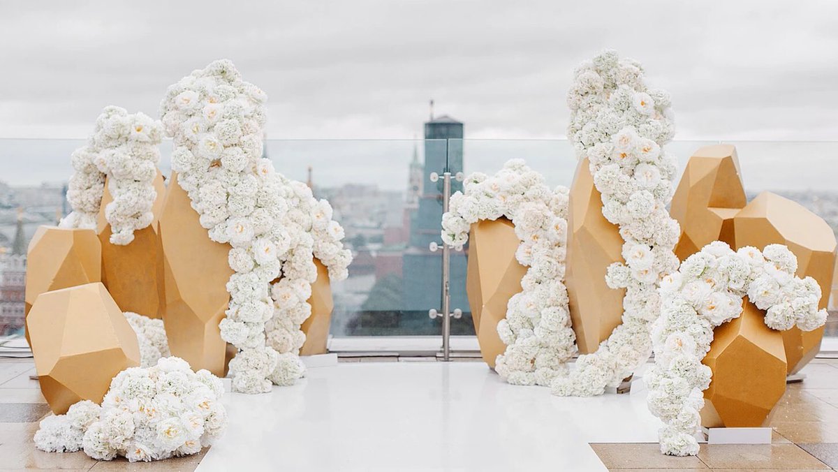 RT weddingconcepts: Today you can catch us on CapeTalk at 15h35 as we share some insights into wedding trends &amp; more in an interview with Melanie Rice. Tune in.