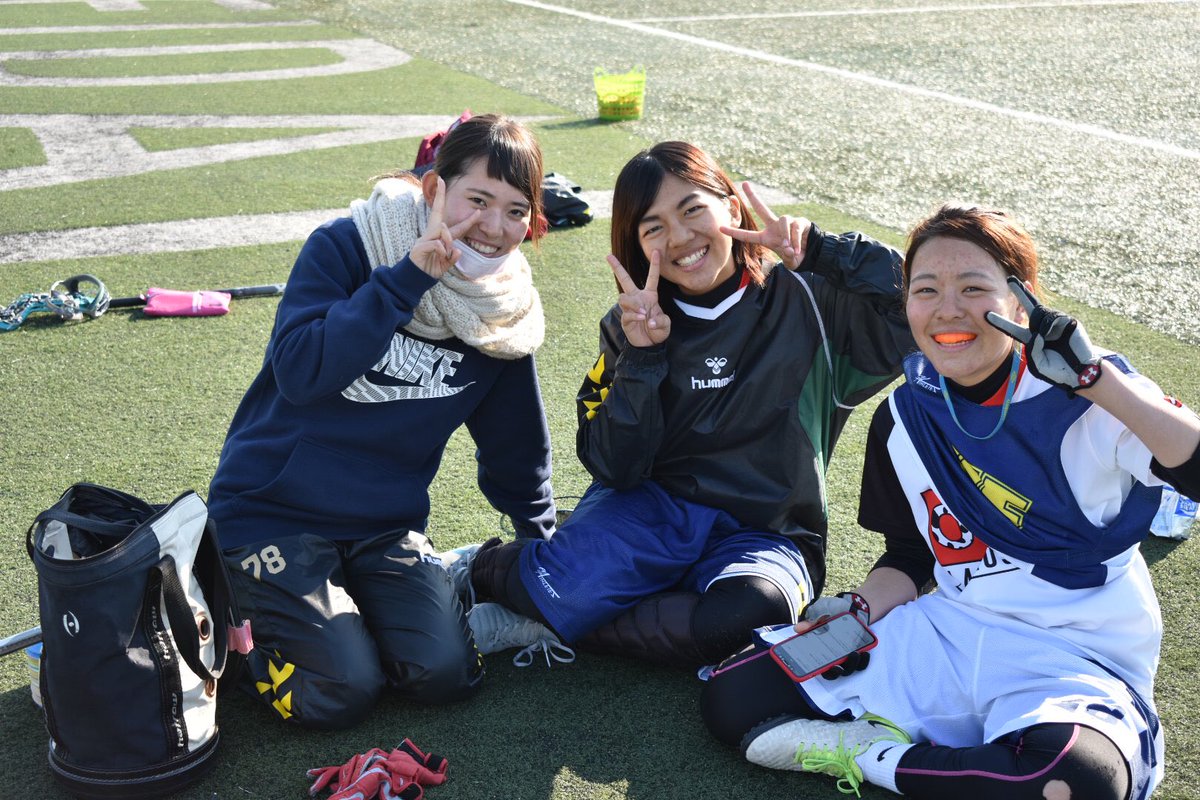 今日は年内ラスト練習でした〜🦖
写真撮りましょ〜の一言で走って集まってくるみんなの姿が個人的に大好きです(笑)
明日もmtgと部室の大掃除がありますが
とりあえず1年間お疲れ様でした😋
年明けからの練習もみんなの元気な姿と
にこにこ笑顔を見るのが楽しみです🎈
#39ヨリ🦍