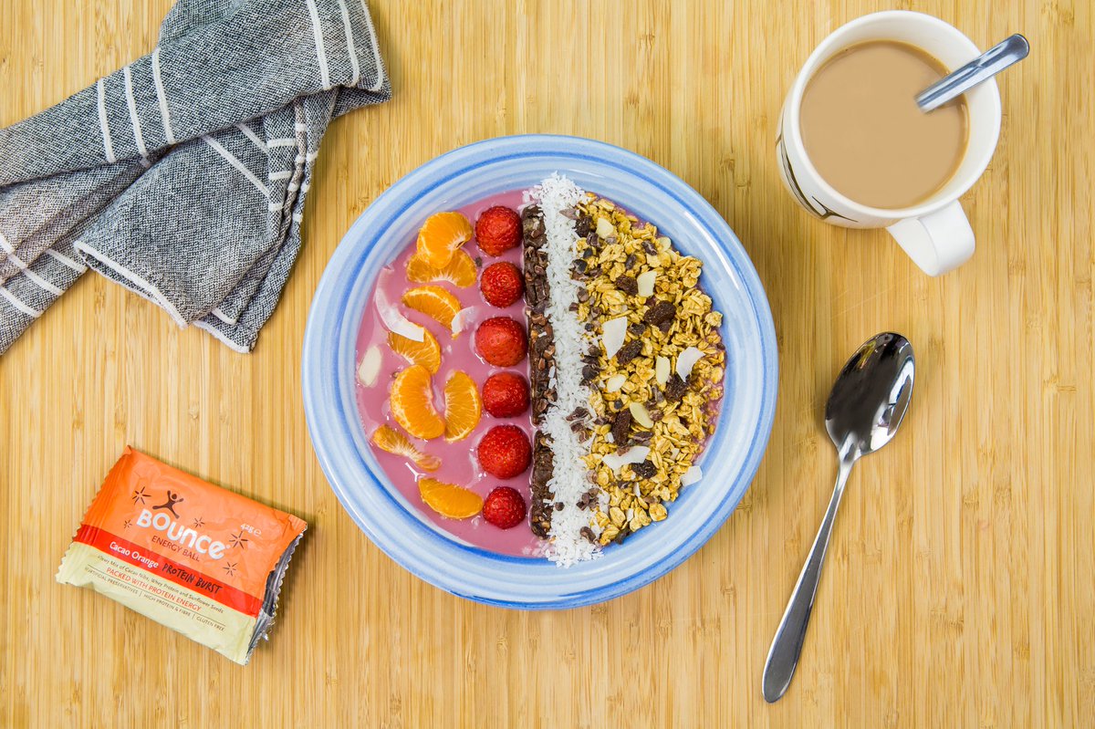 bouncefoods's tweet photo. Today we challenge you to take small steps out of your comfort zone by changing up your morning routine.
If you have eggs for breakfast & scroll through Instagram every morning, instead try an acai bowl with your phone switched off! 🙏🏻🍇
#ThinkClearer https://t.co/STKKxtfsjr