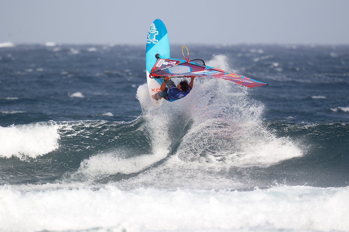 pwaworldtour's tweet photo. Starboard continue to dominate Board Constructors Championship after winning 11th title in 12 years @ https://t.co/fcVDVdIXFo 

#windsurf #wave #freestyle #slalom #contructors #champion #starboard #pwaworldtour #pwagirls https://t.co/ZfFYdHkF2d