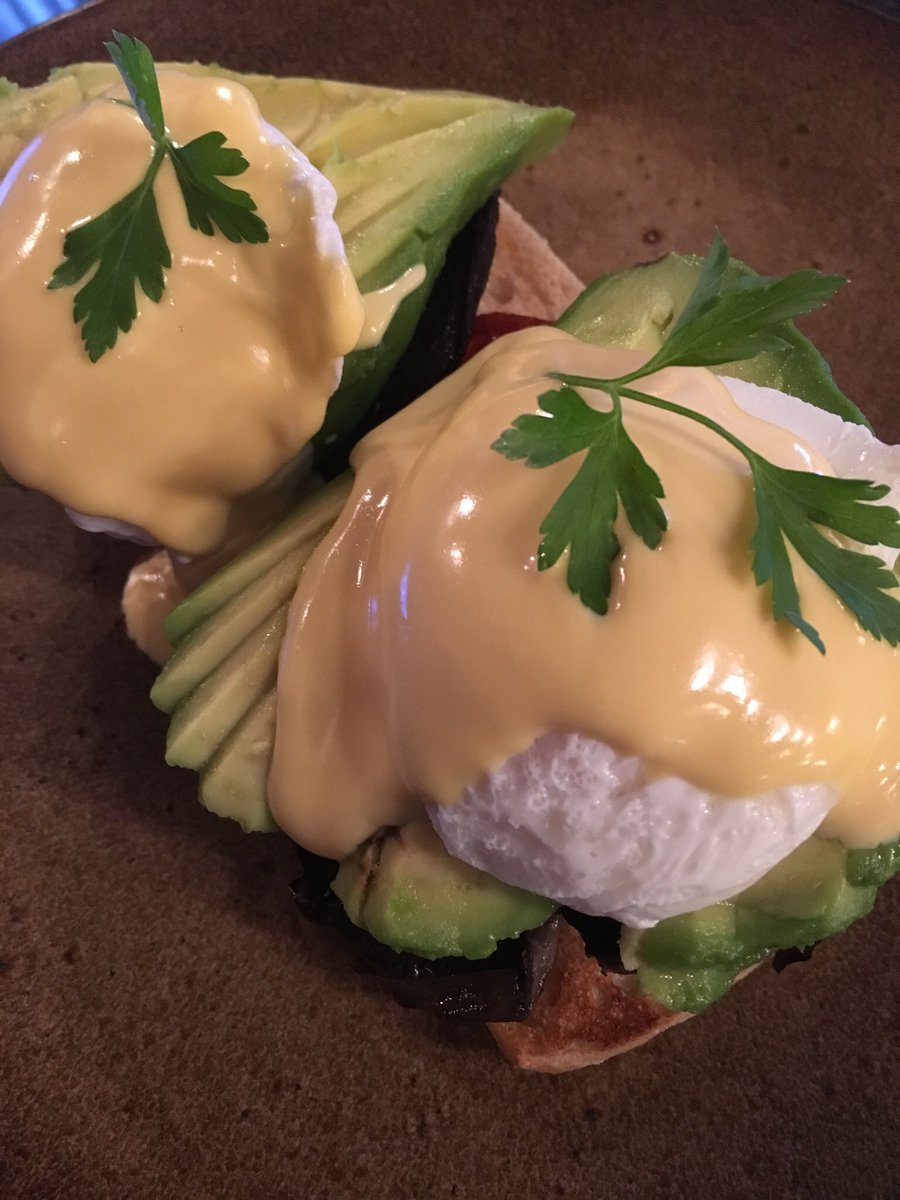 Treat yourself to #brunch before anything else today <a href="/sophieholdcroft/">Sophie Holdcroft</a> <a href="/AllanFuller149/">Allan Fuller</a> @WarrenPutneySal <a href="/riverhomes/">RiverHomes</a> <a href="/LPropertySouth/">LPropertySouth</a> @benrainbow <a href="/JeffersonsBeers/">Jeffersons brewery</a> @grayblether <a href="/SGSportCoaching/">SG Sports Coaching London</a> <a href="/Glamorama81/">JLockham</a> <a href="/NappyValleyNet/">NappyValleyNet</a> <a href="/ladywimbledon/">Lady Wimbledon</a> @PopintoPutney @TheExchangeSW15 <a href="/gorgeousuk/">anne hill</a>