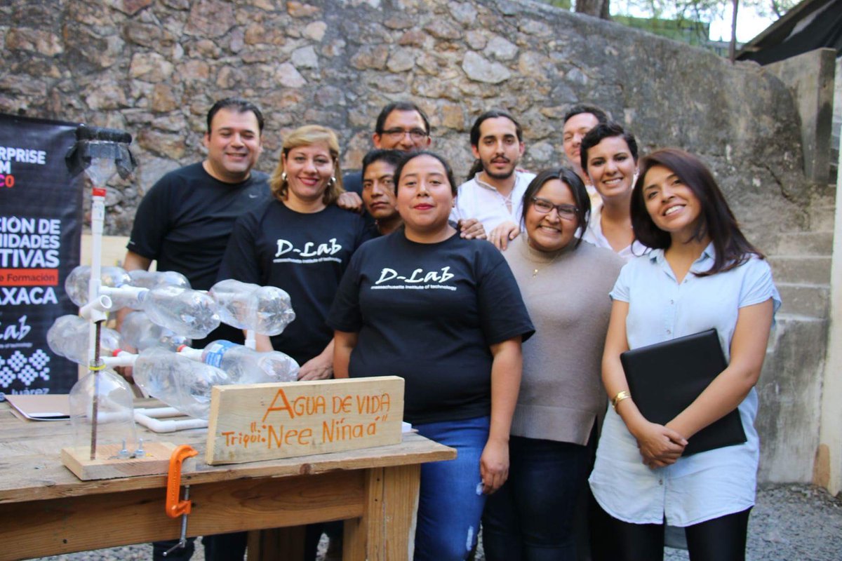 tansermx's tweet photo. Así se ve una sonrisa después de alcanzar un sueño #OC3MITDLabMx La fuerza está en aquellos lugares donde la esperanza está a flor de piel. Gracias #Oaxaca por tanto ❤️🌈 https://t.co/6Uum42Kkzi