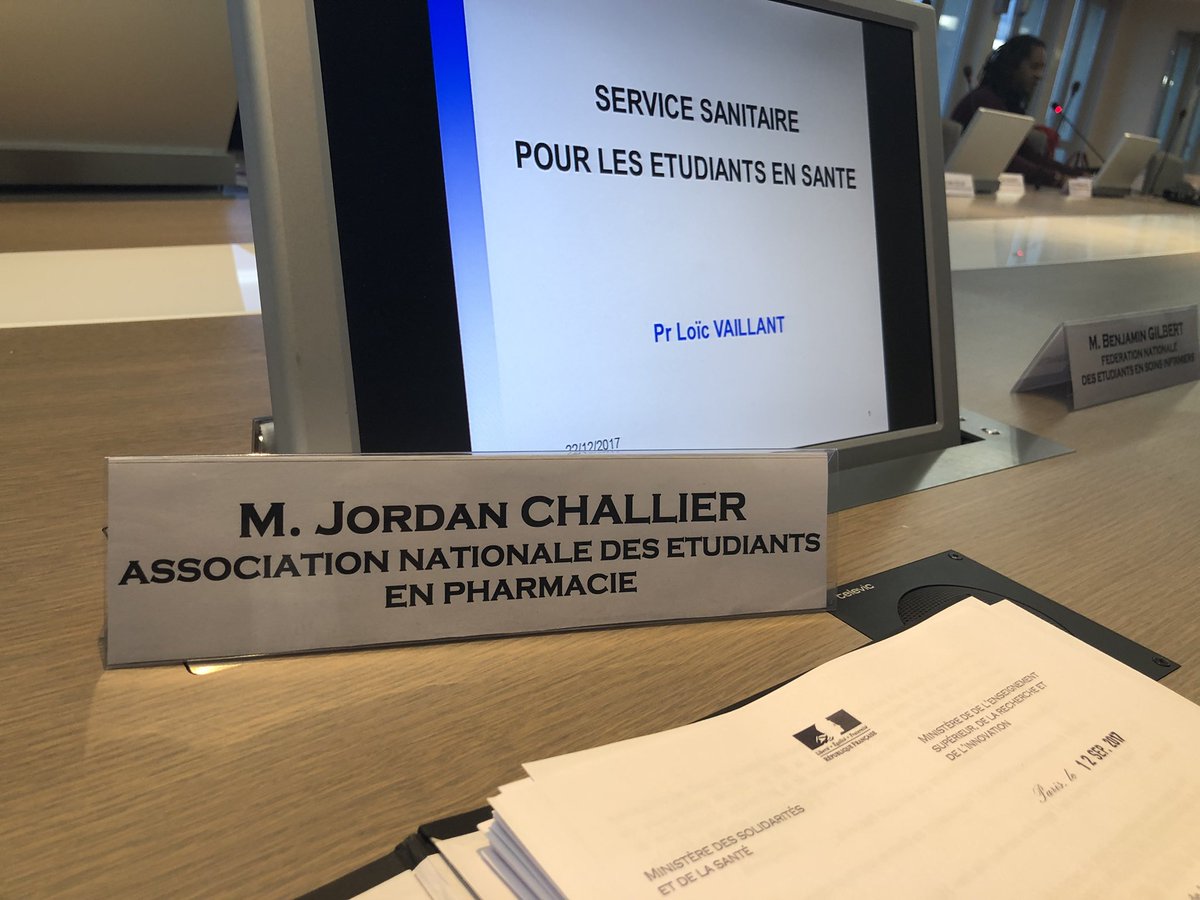 Jordan_challier's tweet photo. Lancement par @agnesbuzyn & @VidalFrederique du comité de pilotage du #Service_Sanitaire - présent aux côtés de @Yanis_ANEMF @BenjaminG_IAN & @MaximeC_FNEK pour les étudiants en #santé | @La_FAGE #Prévention #hcsmeufr https://t.co/JK9fsnQckk
