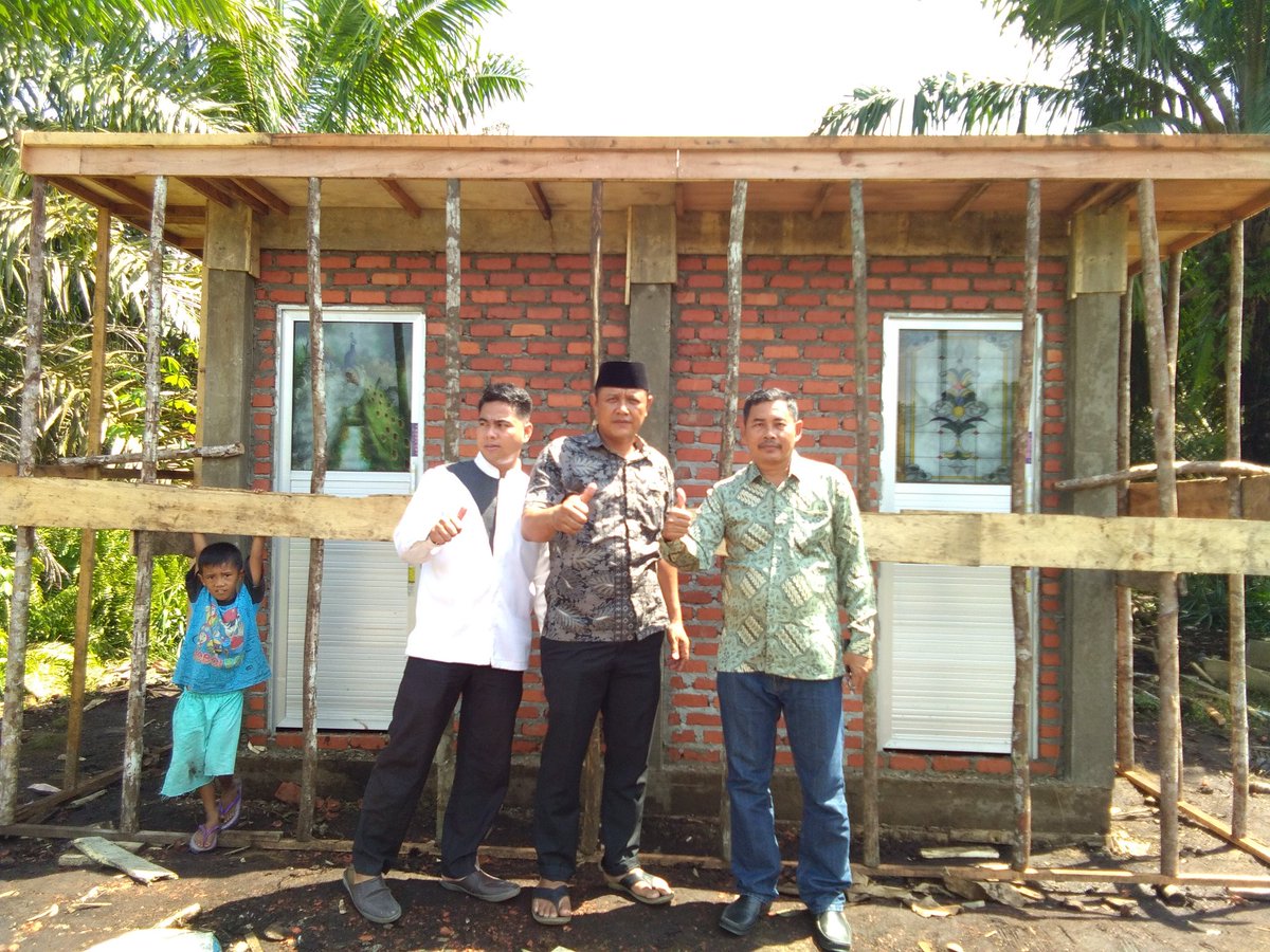 susilo_7869's tweet photo. #ManfaatDanaDesa
Kegiatan DD di akhir tahun 2017
#Tapung
#Kampar
#Riau
@jokowi
@EkoSandjojo
@anwsanusi
@taufikmadjid71
@arwani_p3md
@tppindonesia https://t.co/sE5AkO87I1
