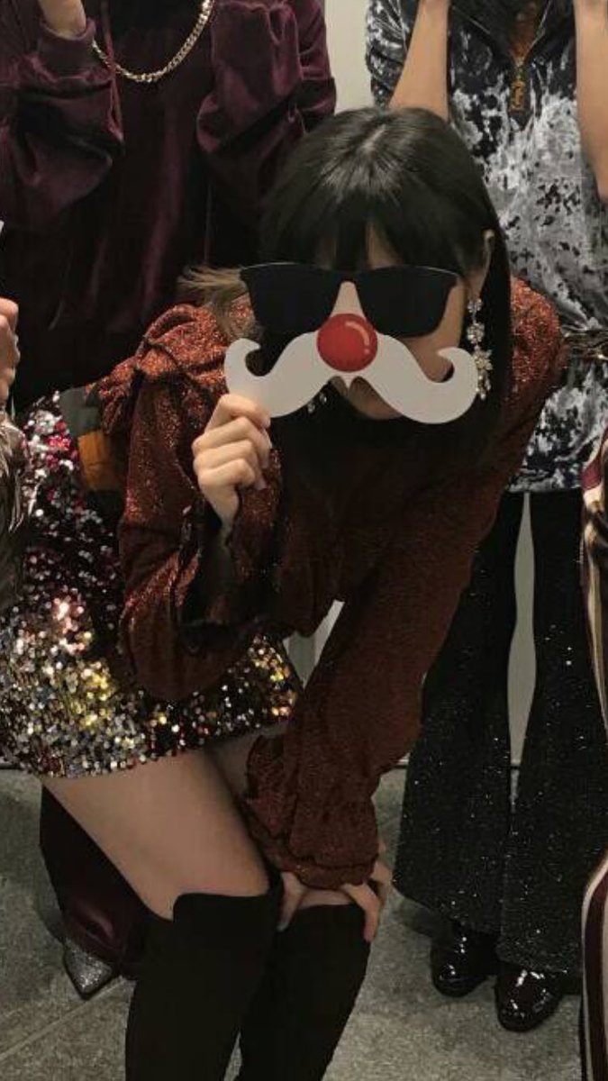 washi_eg's tweet photo. 鷲尾さんズレてるし
ののちゃんどこ向いてるの
尊すぎる、あざました https://t.co/D8ixckzOMs