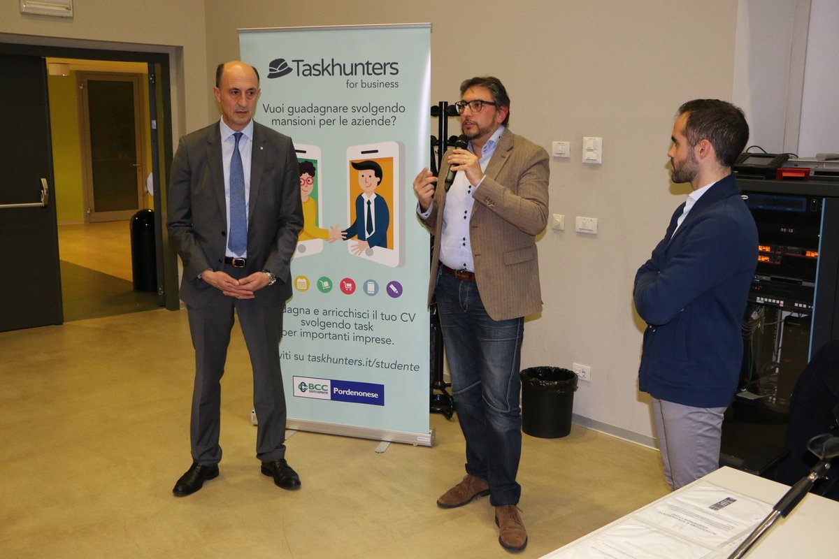 #Taskhunters al Consorzio Universitario
Il 14 #Dicembre #BccPordenonese e l'#Università di #Pordenone hanno presentato l'innovativo servizio che mette in contatto #aziende e #studenti universitari per #lavori occasionali remunerati
Grazie a tutti, #studenti e relatori!