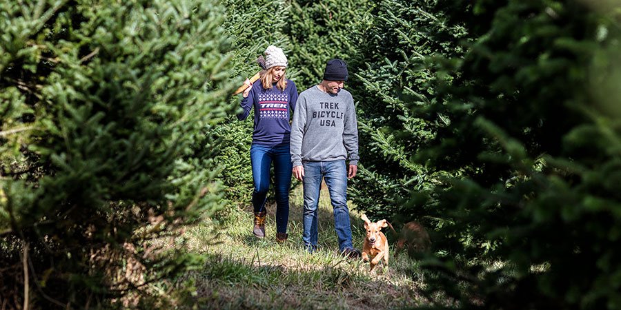 In a pinch for presents? Our holiday sweater makes the perfect gift! Stop by and get yours today. #BetterWithBikes pbxx.it/72I8TK