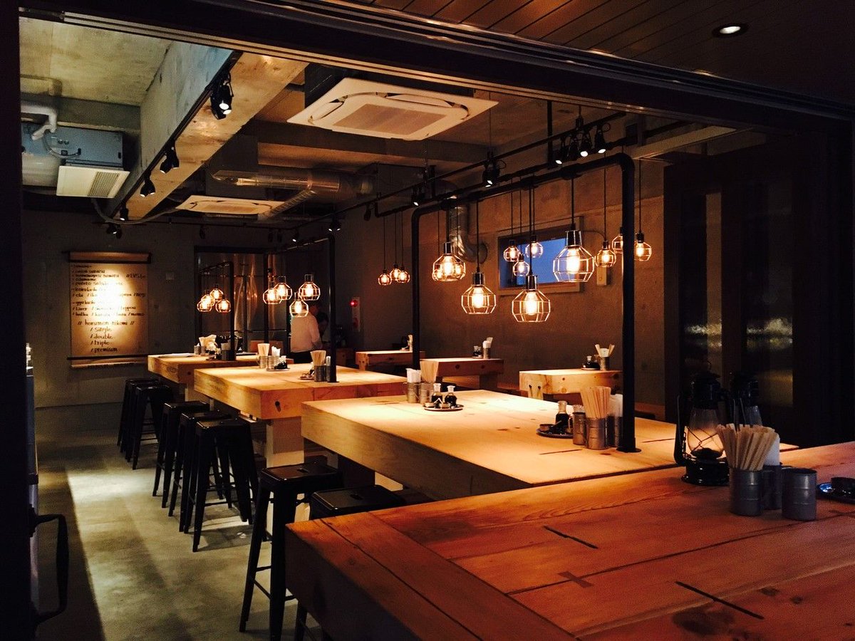 ☕Cafe&Bar🍸 On Twitter: "いいとEat Ikkai ＠東京 麻布十番  2016年8月にオープン。お洒落に飲める和食バル。串揚げ、煮込みが美味しいです。木の温もりにランプが灯る店内は雰囲気◎。「ちょっと一杯付き合って」そう誘うのがぴったりなお店。デートの1件目でも2件目  ...