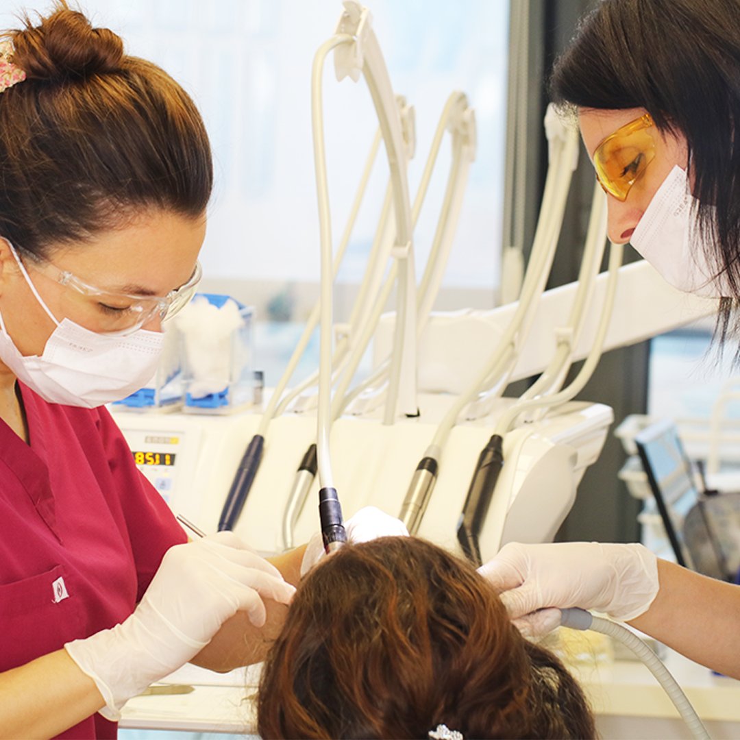 softdentubakerm's tweet photo. https://t.co/PHEaDUzrg8 #SoftdentleGülümse #Diş #DişHekimi #softdent #diş #20yaşdişi #ortodonti #ortodontist #invisalign #telsizortodonti #estetik #çocukdiş #koruyucudiş #lamina #porselen #estetik #brandium #ataşehir #ataşehirdiş #GülümseSoftdentle https://t.co/E9lLWkMEiW