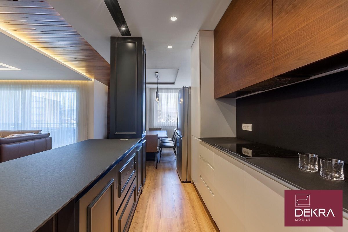 Kovi_Papa's tweet photo. #Fundermax #FRONT #kitchen_worktops #SAXUM https://t.co/gceF7b5L53