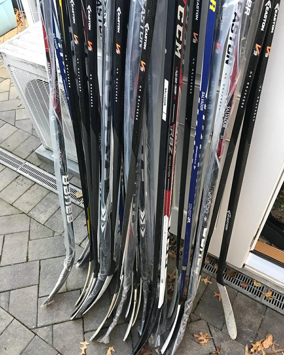 brycesalvador_'s tweet photo. 🚨🏒LAST SHOT! Enter to win my game used stick AND two tickets to meet me following the @MSGNetworks @NJDevils post-game show. 

4 ways to win↪↪↪↪https://t.co/O3tYAYQ6b1 https://t.co/Gjyqteo5OE