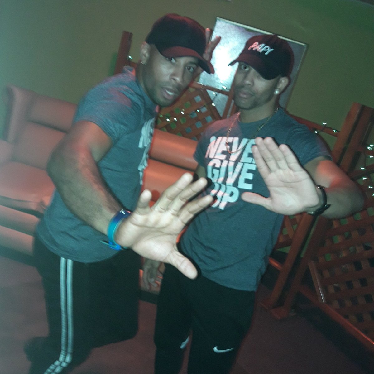 EnergyGodz's tweet photo. #ZREDandMrLoopIt https://t.co/ZvP4l07ir3