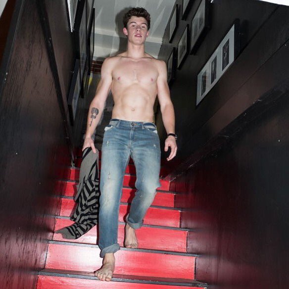 tittleslut's tweet photo. #Poetuit #shawemendes https://t.co/nLuRQzeLzE